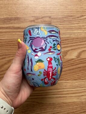Vera Bradley Stainless Steel Wine Tumbler Seafood Boil Pattern